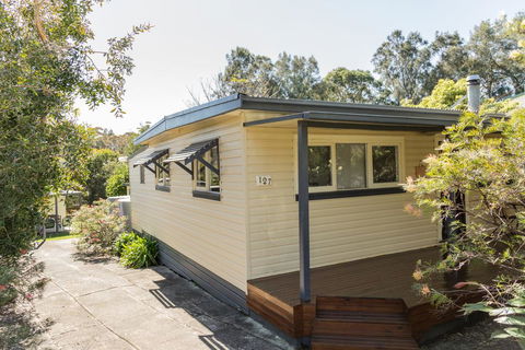 Malibu Drive 127 Bawley Point - ACT Tourism 1