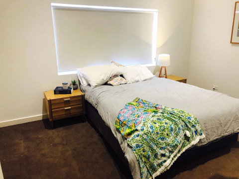 Malvern 3 Bedroom Home - ACT Tourism 1