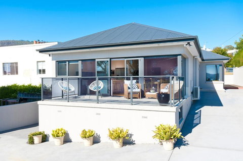 Maning Reef Sandy Bay - ACT Tourism 0