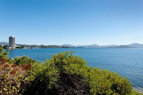 Maning Reef Sandy Bay - ACT Tourism 1