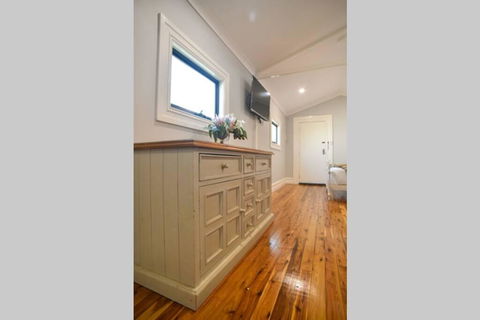 Mar Q Apartment - ACT Tourism 3