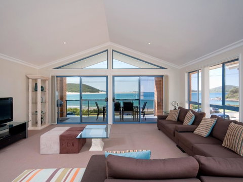 Marine Dr 2/68 - Fingal Bay - ACT Tourism 0