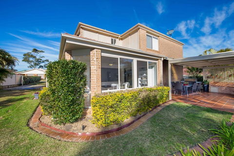 Mariner Beach House - Salamander Bay - ACT Tourism 2