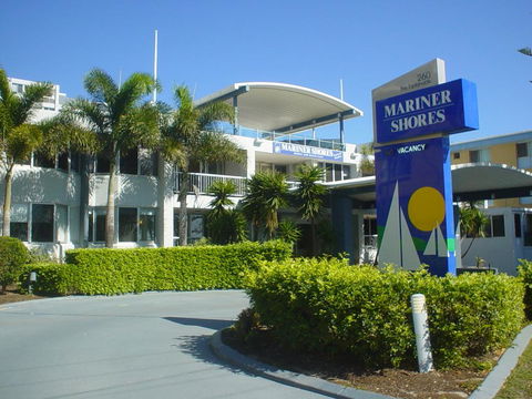 Mariner Shores Club - ACT Tourism 0