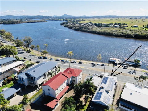 Maroochy River Apartment - ACT Tourism 0