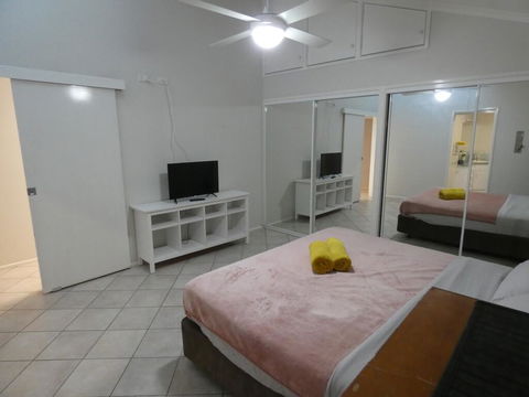 Maroochy River Apartment - ACT Tourism 2