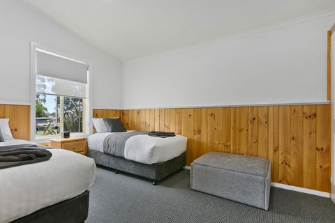 Masons Cottages - ACT Tourism 2