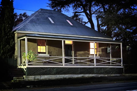 McCauley's Cottage - ACT Tourism 0