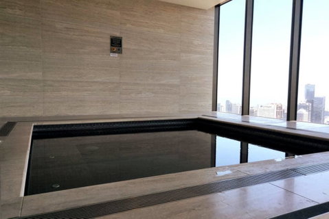 Melbourne CBD Apartment With Luxury Private Facilities - ACT Tourism 1