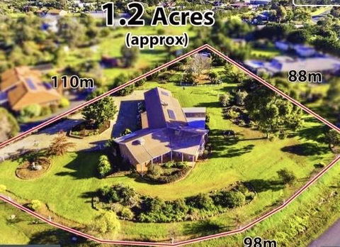 Melbourne Garden Bed And Breakfast - ACT Tourism 1