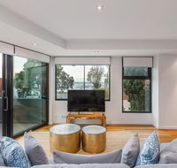 Melbourne Holiday Apartments Williamstown - ACT Tourism