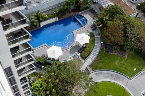Meriton Suites Broadbeach - ACT Tourism 0