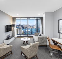 Meriton Suites North Sydney - ACT Tourism