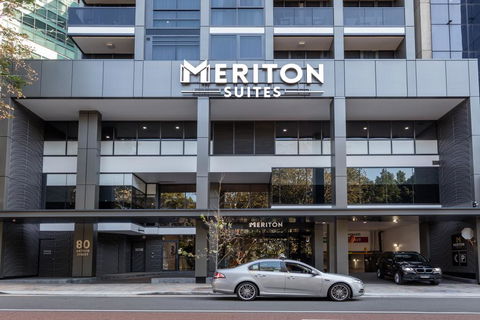 Meriton Suites North Sydney - ACT Tourism 3