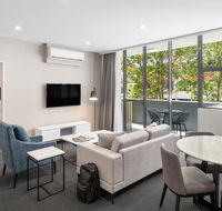 Meriton Suites Waterloo - ACT Tourism