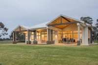 Metricup House - elegant country retreat