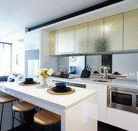 MH001  New  Modern Central Apartment - ACT Tourism