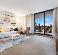 MH020  Melbourne East of the sun - ACT Tourism