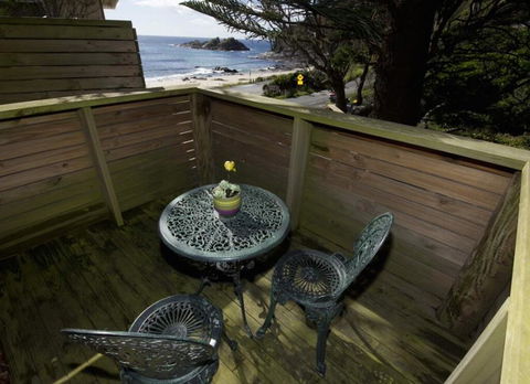 Mick's Beach Cottage - Seal Rocks Beachfront - ACT Tourism 1