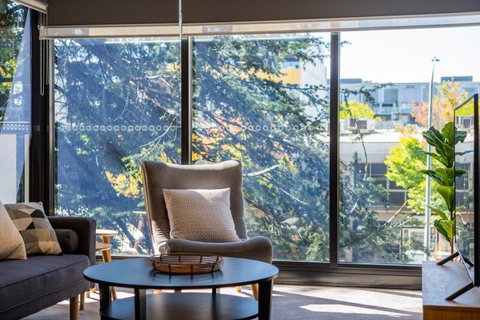 Midnight Apartments Accommodate Canberra - ACT Tourism 0