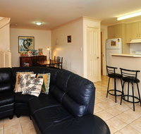 Modern 3 Bedroom Townhouse - ACT Tourism