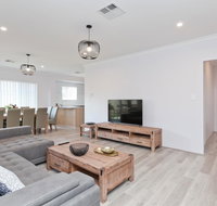 Modern and Spacious home near Curtin University - ACT Tourism