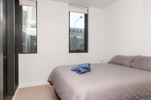 Modern Apartment In Darling Harbour - ACT Tourism 1