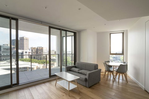Modern Apartment In Darling Harbour - ACT Tourism 3