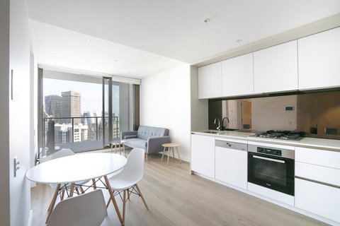 Modern Apartment In Darling Harbour - ACT Tourism 0