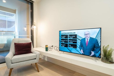 Modern Comfort Apartment 6# @St Kilda Rd - ACT Tourism 2