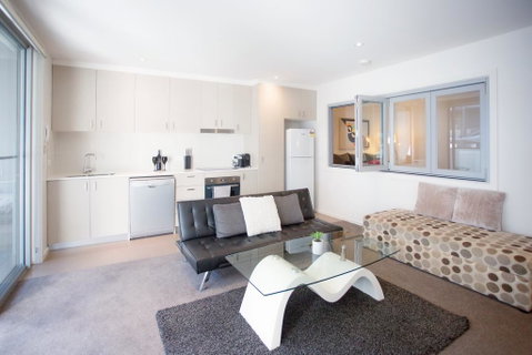 Modern Executive Apartment @ Braddon, 1BR, Wine, Wifi, Secure Parking, Canberra - ACT Tourism 0