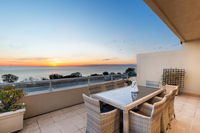 Mornington - Esplanade Escape