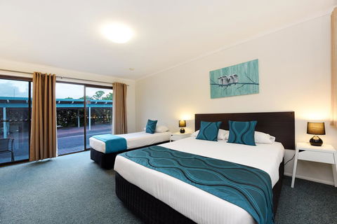 Motel In Nambour - ACT Tourism 1