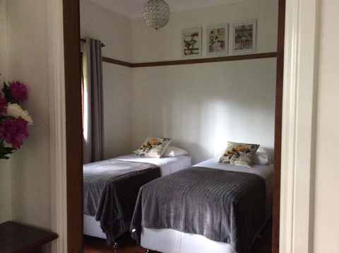 Mount Browne Cottage - ACT Tourism 2