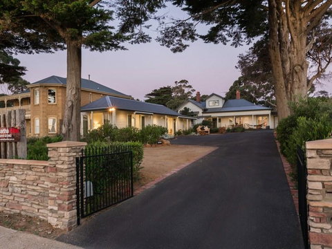 Mt Martha Villas - ACT Tourism 0