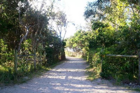 Mudjimba Esplanade Villa - ACT Tourism 2
