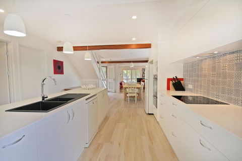 Mudjimba Sands, Mudjimba, Pet Friendly, BOND 500, LINEN INCLUDED, WIFI - ACT Tourism 2