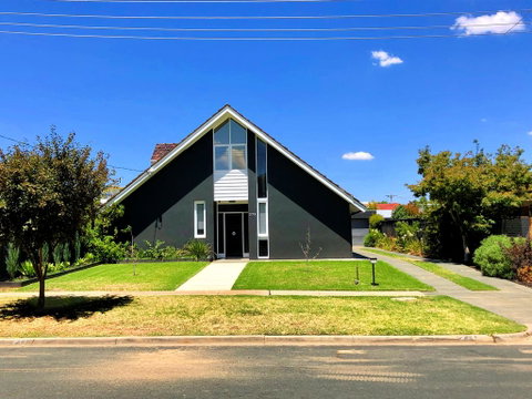 Murray's Place On Pakenham - ACT Tourism 2