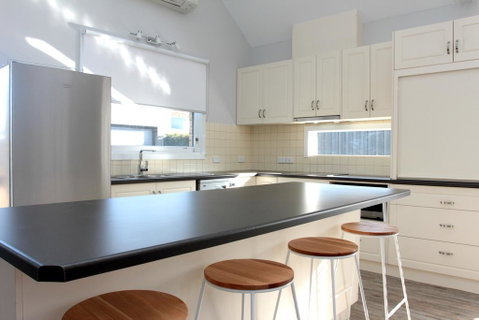 Murray's Place On Pakenham - ACT Tourism 3
