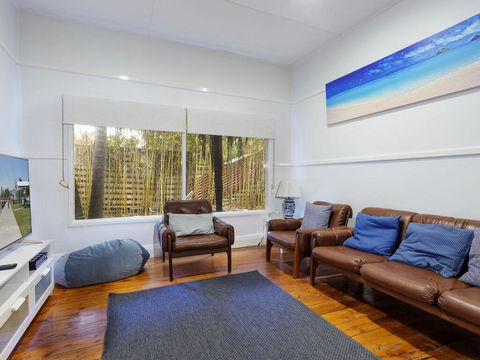 Myall River Cottage - ACT Tourism 3