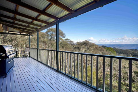 Narrow Neck Lodge - ACT Tourism 2