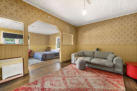 National Park Hotel - ACT Tourism 3