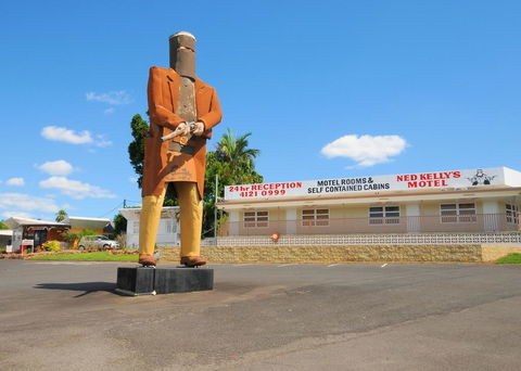 Ned Kelly's Motel - ACT Tourism 0