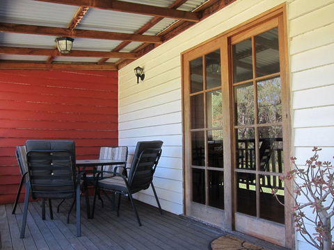 Neds Cabin - ACT Tourism 1