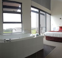 Cosy Corner Sea View Apartments - ACT Tourism