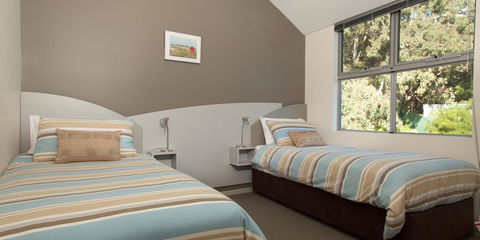 Cosy Corner Sea View Apartments - ACT Tourism 15