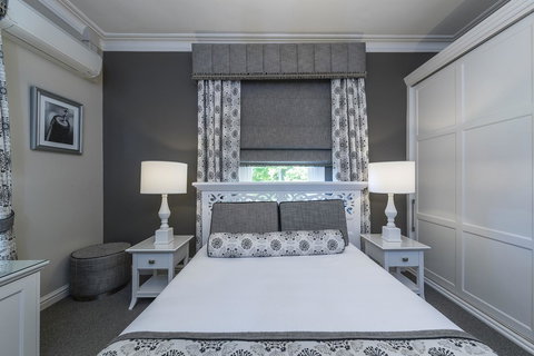 Grand Mercure Basildene Manor - ACT Tourism 24