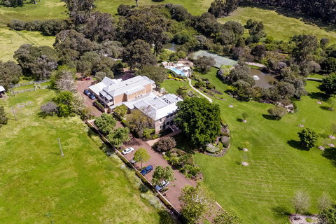 Grand Mercure Basildene Manor - ACT Tourism 14