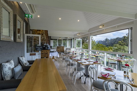 Grand Mercure Basildene Manor - ACT Tourism 9