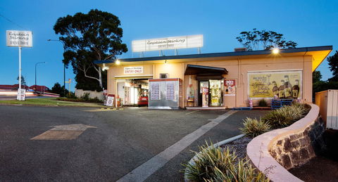 Captain Stirling Hotel - ACT Tourism 24
